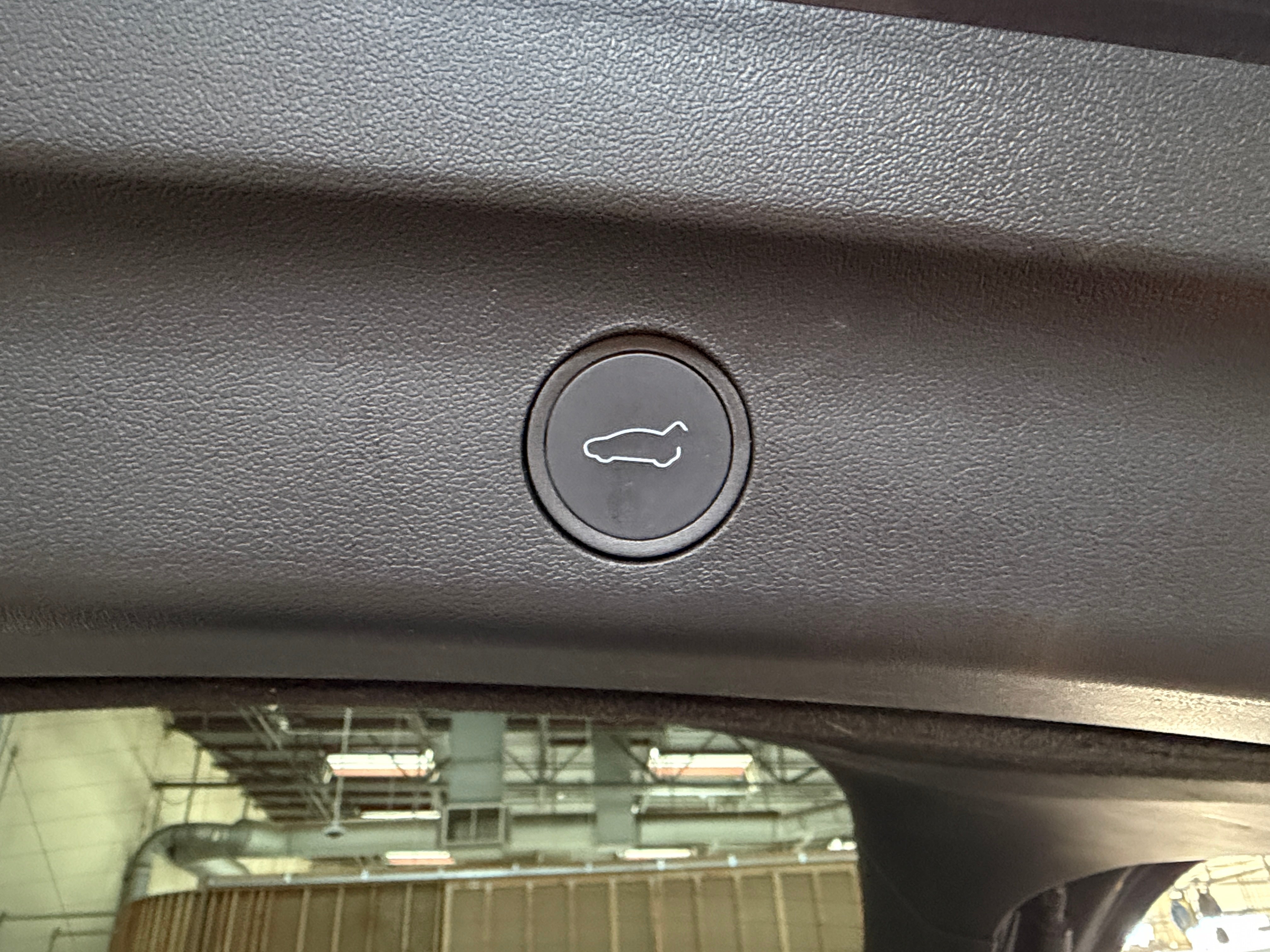 tesla model y 2023 7SAYGDEE3PF639191 image tesla model y 2023 7SAYGDEE3PF639191 image